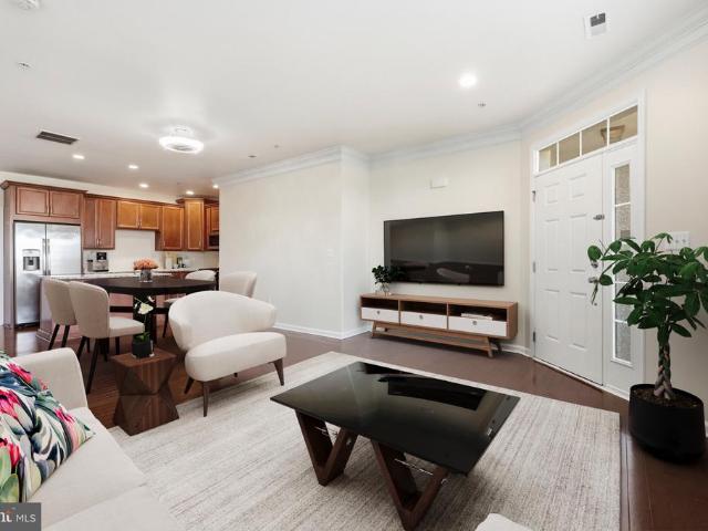 Condo for sale in Virginia