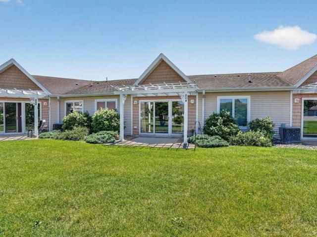 Condo for sale in Cedar Falls, Iowa