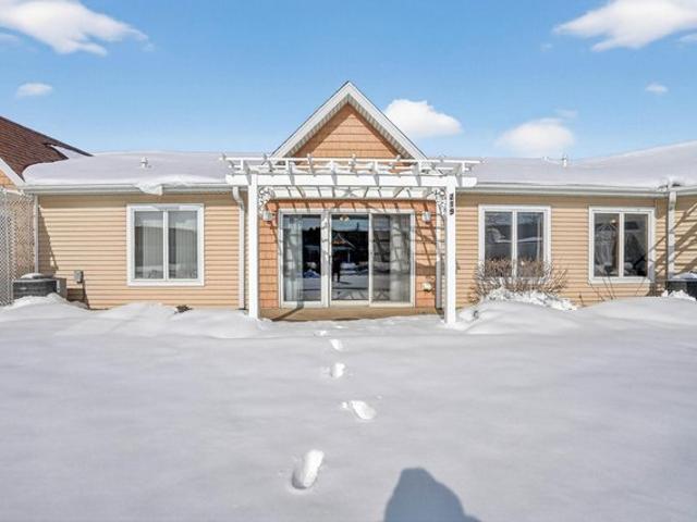 Condo for sale in Cedar Falls, Iowa