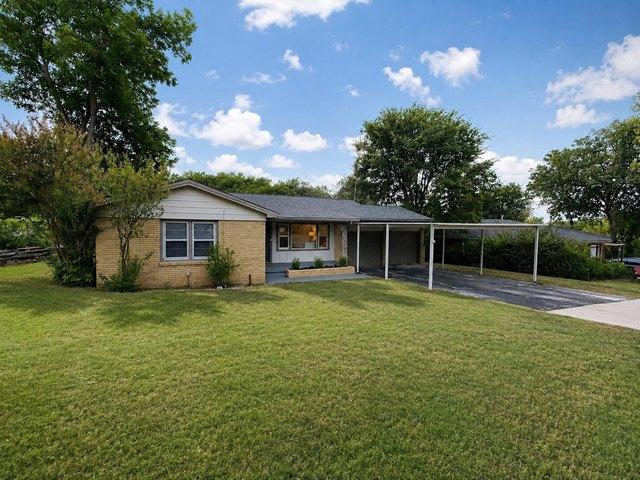 House for sale in Lake Worth, Texas