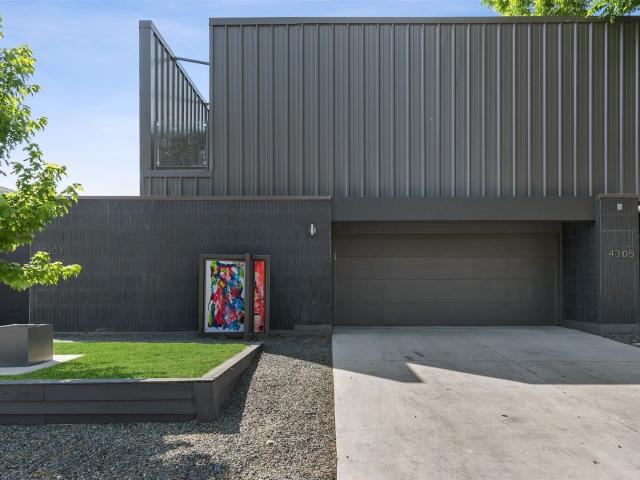 Duplex for sale in Dallas, Texas