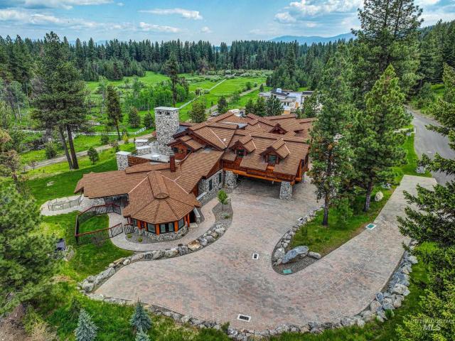House for sale in Mccall, Idaho