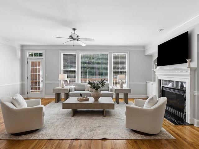 Townhouse for sale in Roswell, Georgia