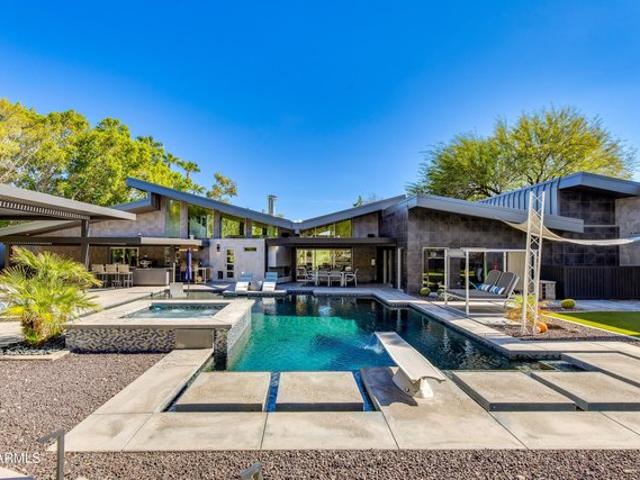 House for sale in Paradise Valley, Arizona