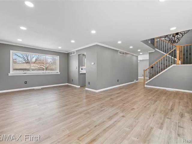 House for sale in Troy, Michigan