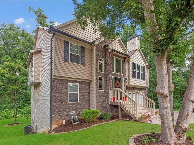 House for sale in Cobb, Georgia