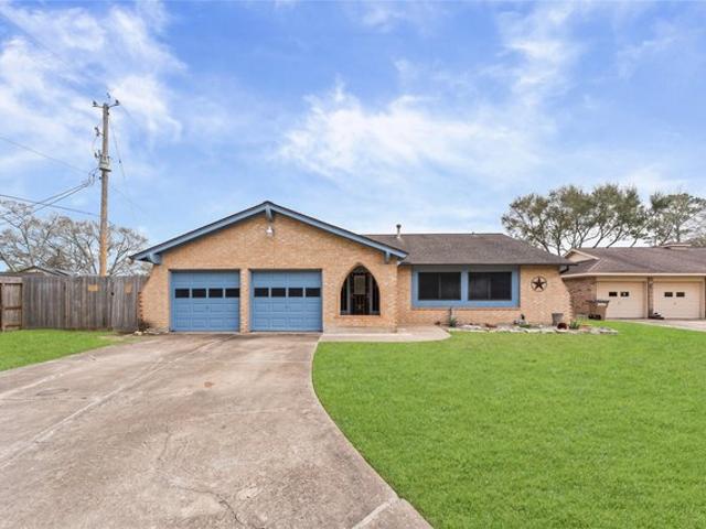 House for sale in Dickinson, Texas