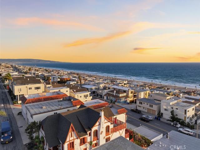 House for sale in Manhattan Beach, California