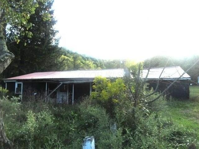 House for sale in Uhrichsville, Tuscarawas County