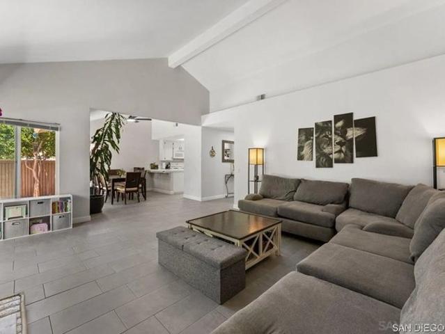 Condo for sale in Fallbrook, California