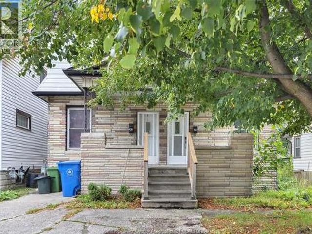 House for sale in RiverWest, Windsor