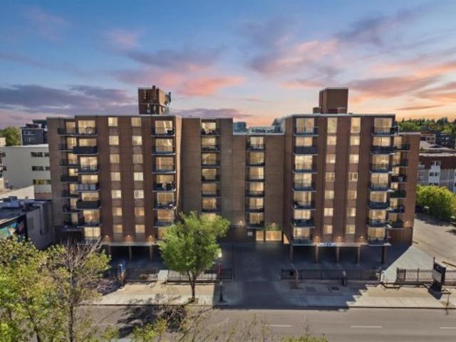Condo for sale in 17th Ave Retail & Entertainment District, Calgary