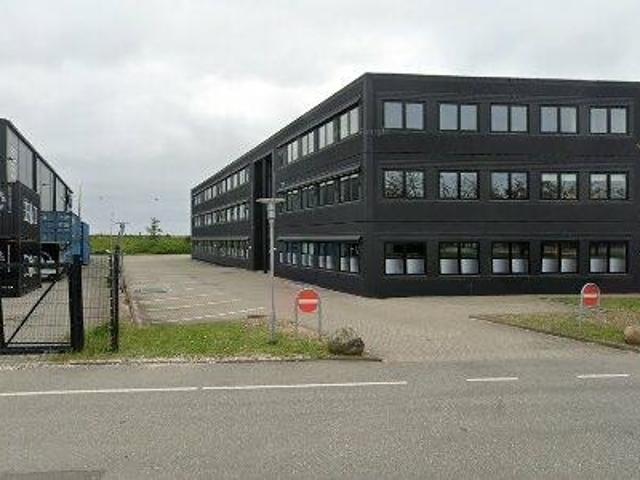 Ejendom til leje i Brøndby