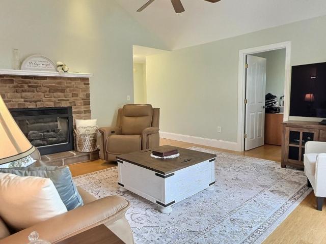 House for sale in Jacksboro, East Tennessee