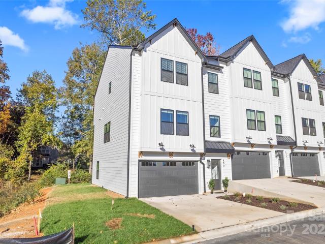 Townhouse for sale in Fort Mill, South Carolina