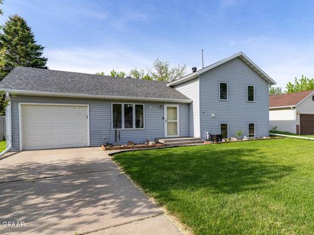 House for sale in Grand Forks, North Dakota
