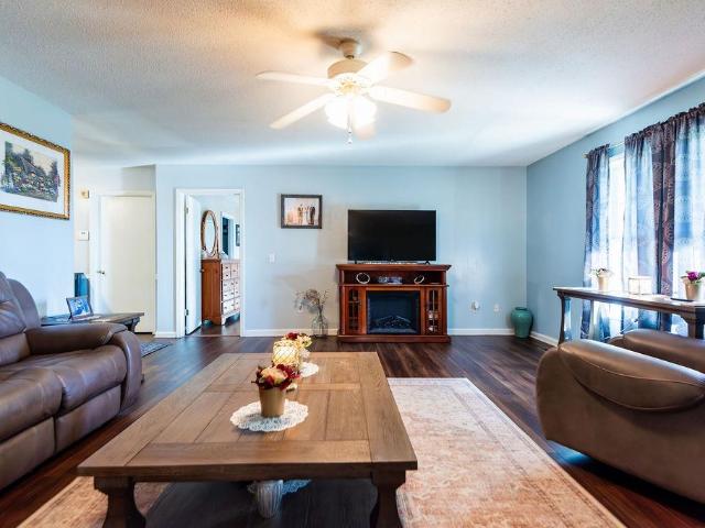 House for sale in Holly Pond, Alabama