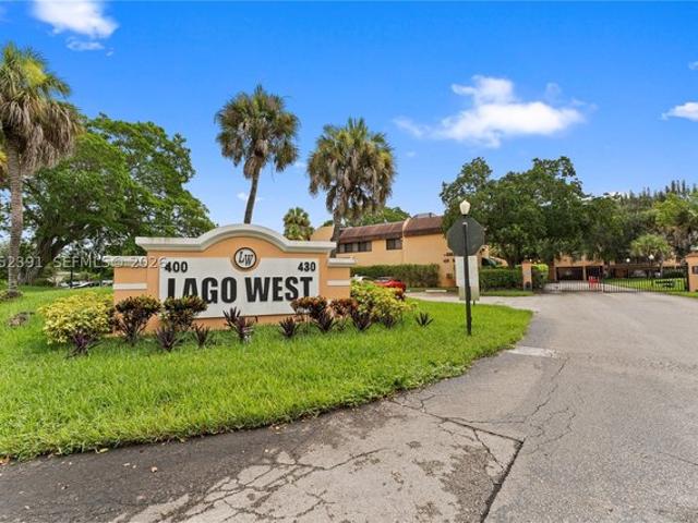 Condo for sale in Plantation, Florida