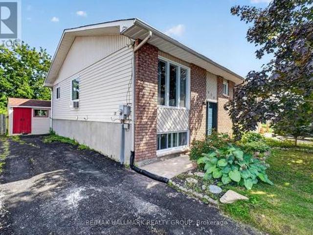 House for sale in Clarence-rockland, Ontario