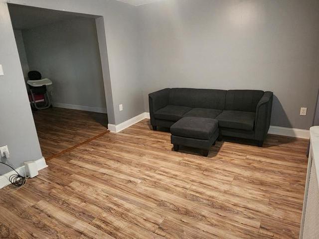 Townhouse for sale in Darby