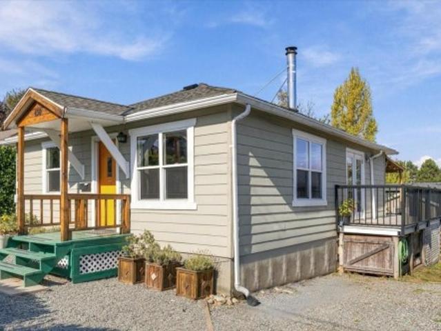 House for sale in Newcastle and Brechin, Nanaimo