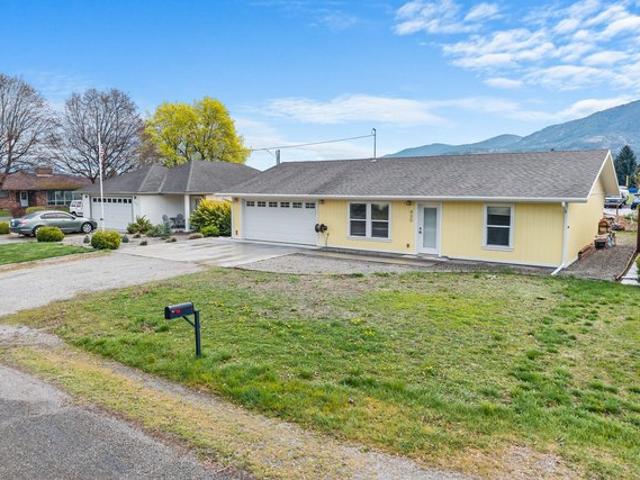 House for sale in Kettle Falls, Washington