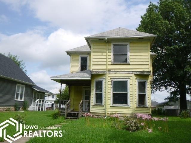House for sale in West Burlington, Iowa