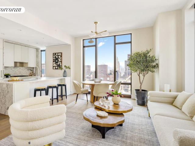 Condo for sale in Manhattan Community Board 6, New York
