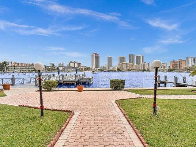 Condo for sale in Hallandale, Florida