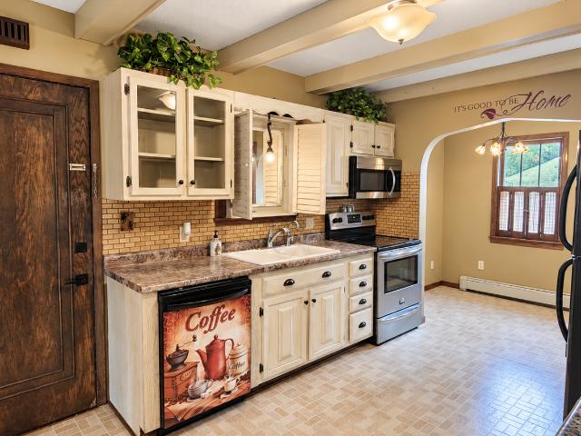 House for sale in Willmar, Kandiyohi County