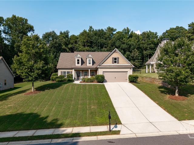 House for sale in Hull, Georgia
