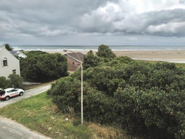Land for sale in Cape St Francis, Eastern Cape