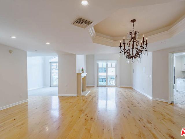 Condo for sale in Beverly Hills, California