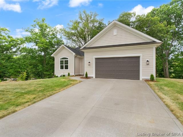House for sale in Henryville, Indiana
