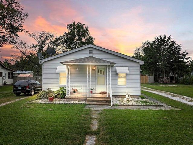 House for sale in Wood River, Illinois