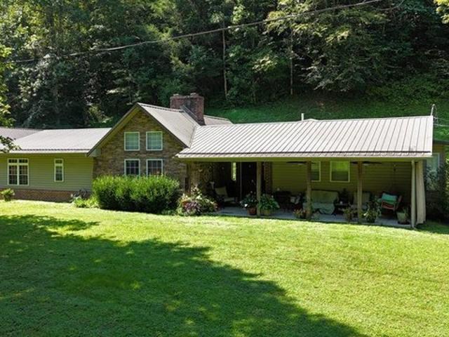 House for sale in Leburn, Kentucky