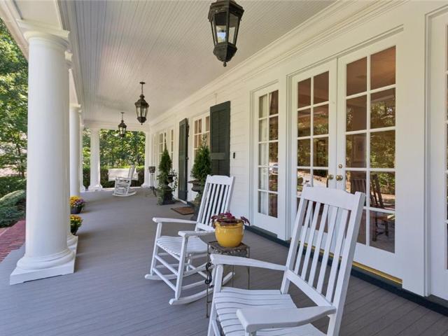 House for sale in Glencastle Estates, Sandy Springs