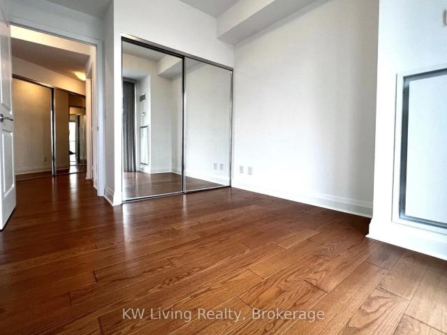 House for rent in Toronto Centre, Toronto