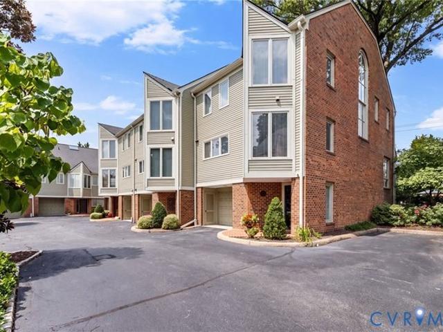 Condo for sale in Virginia