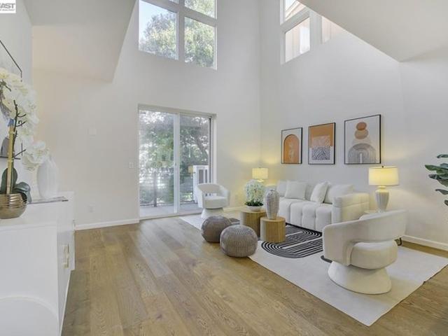 Townhouse for sale in Fremont, California