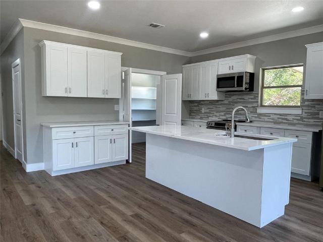 House for sale in Hood, Texas