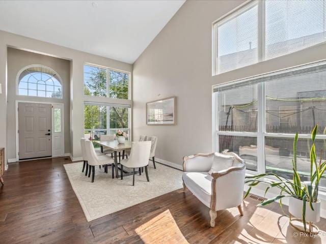 House for sale in Carpentersville, Illinois