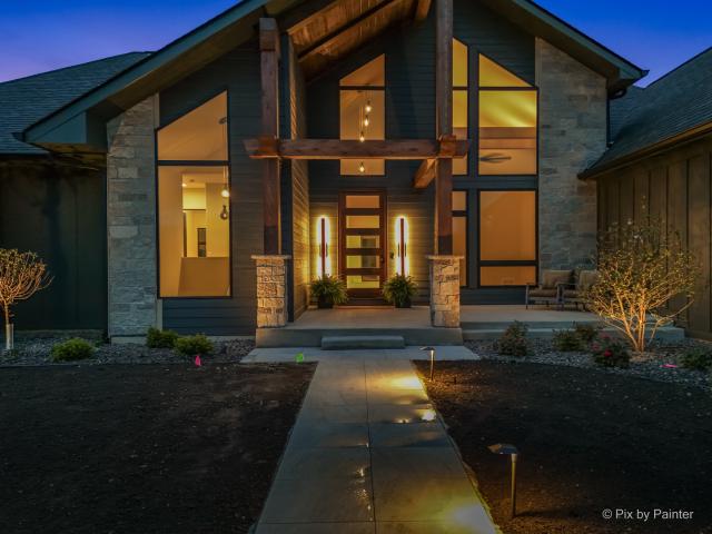House for sale in Mchenry, Illinois