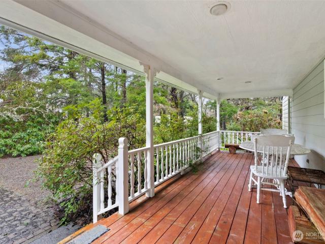 House for sale in Tokeland, Washington