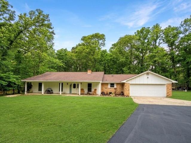 House for sale in Mooringsport, Louisiana