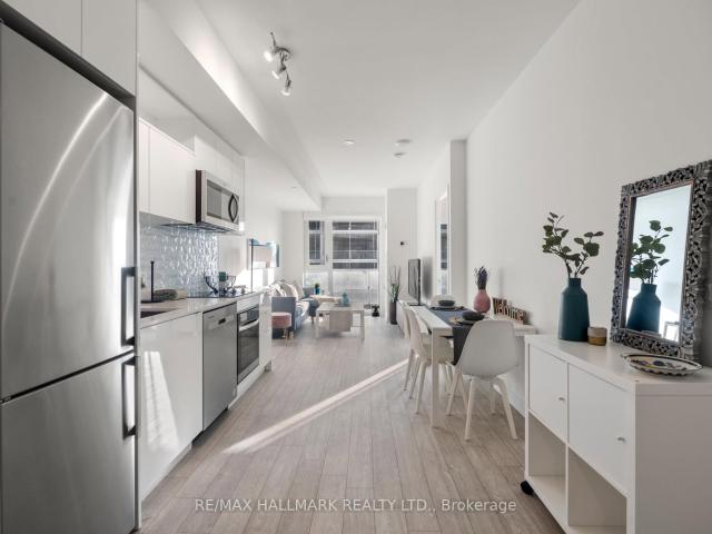 Condo for rent in Toronto Centre, Toronto