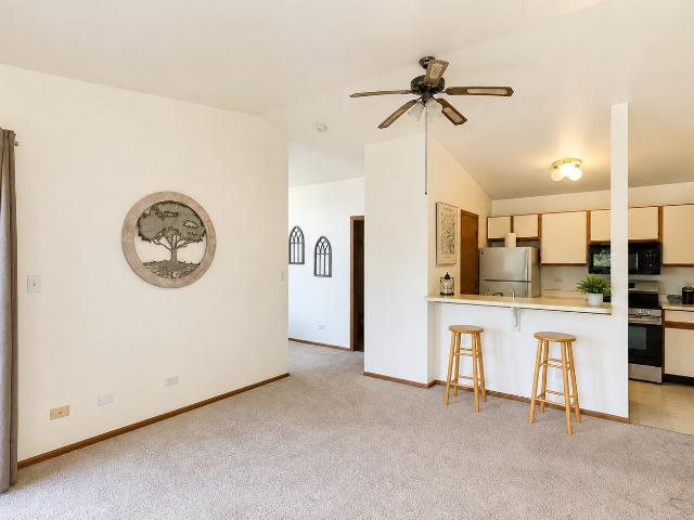 Condo for sale in Mchenry, Illinois