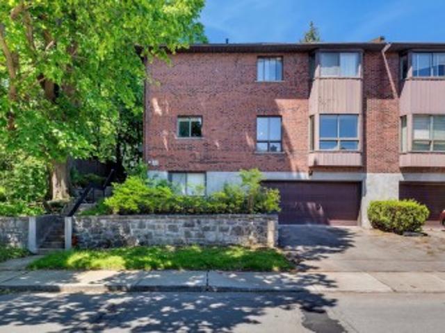 House for sale in Westmount, Quebec