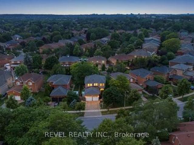 House for sale in Mississauga, Ontario