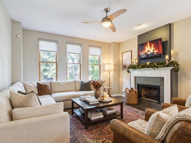 Condo for sale in Chicago Park, Illinois